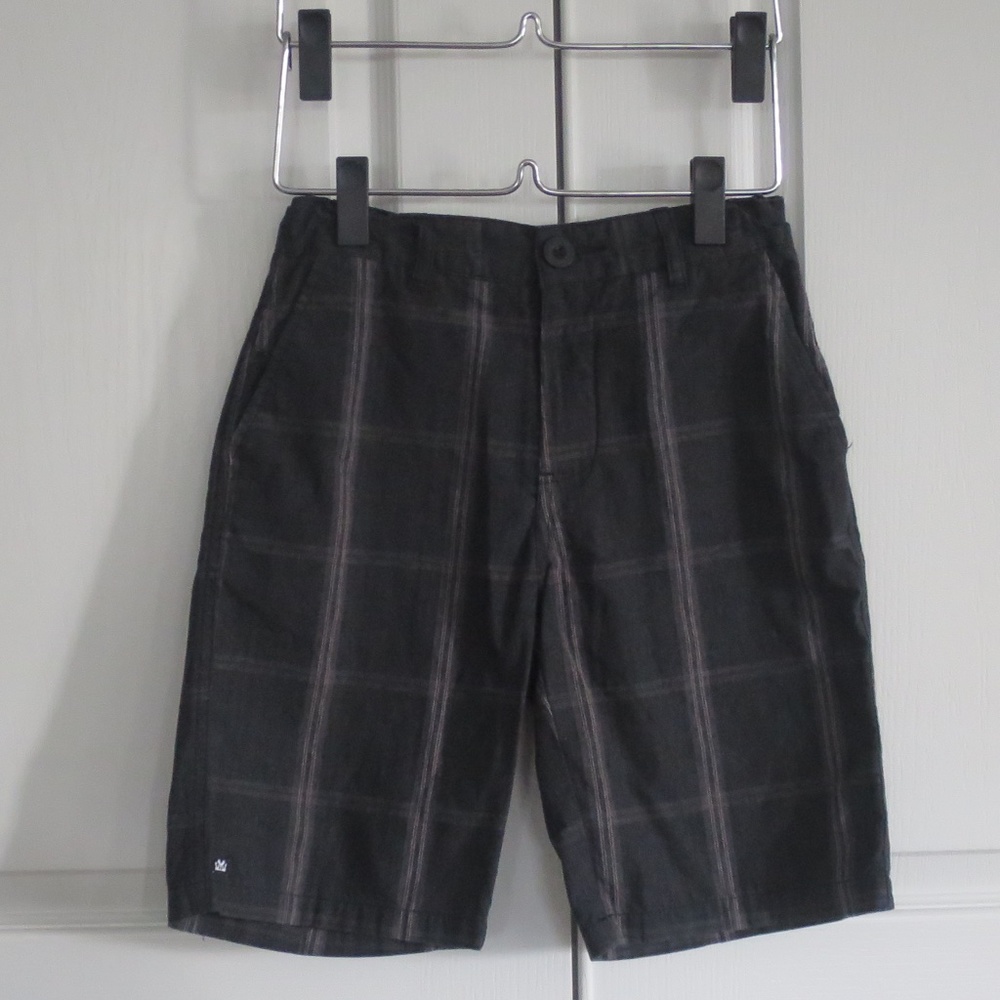 MICROS BOYS BLACK PLAID WALK SHORTS SZ 12